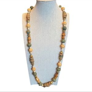 🔵 3 /$15 - Wood and Cork Vintage Necklace